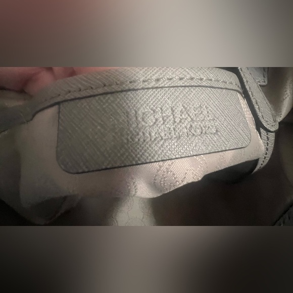 Michael Kors Harper Gray Saffiano Leather Tote Silver Hardware Shoulder Bag - Picture 11 of 11